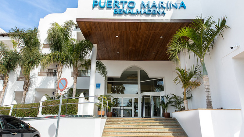 Hotel MAC Puerto Marinas entré