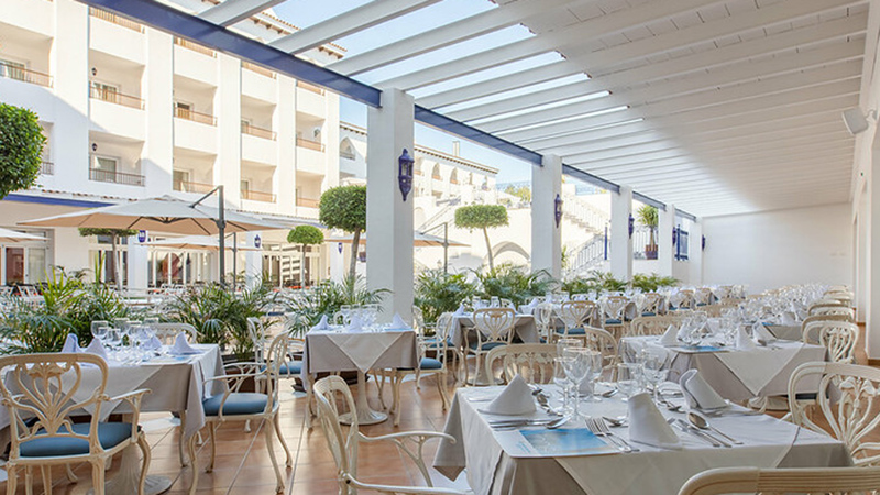 Hotel MAC Puerto Marinas restaurang